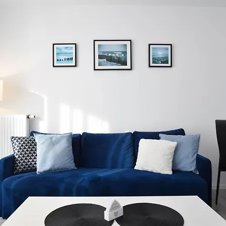 Apartament Rentplanet - Bialy Dom Kołobrzeg