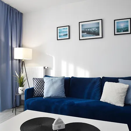 Apartament Rentplanet - Bialy Dom Kołobrzeg