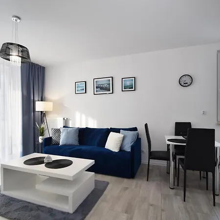 Rentplanet - Bialy Dom Apartament Kołobrzeg